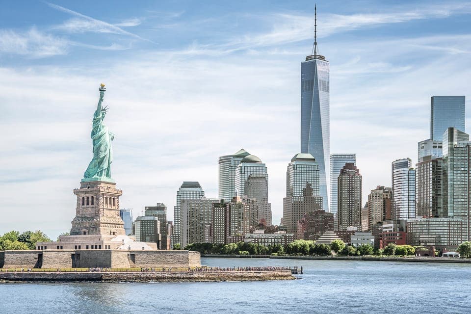 Manhattan Skyline Brunch Cruise with a Drink Gallery Image 4