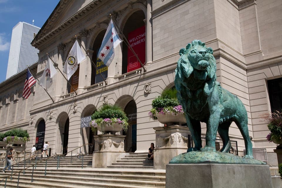 32. Art Institute Skip-the-Line Tour with Guide - Image 32