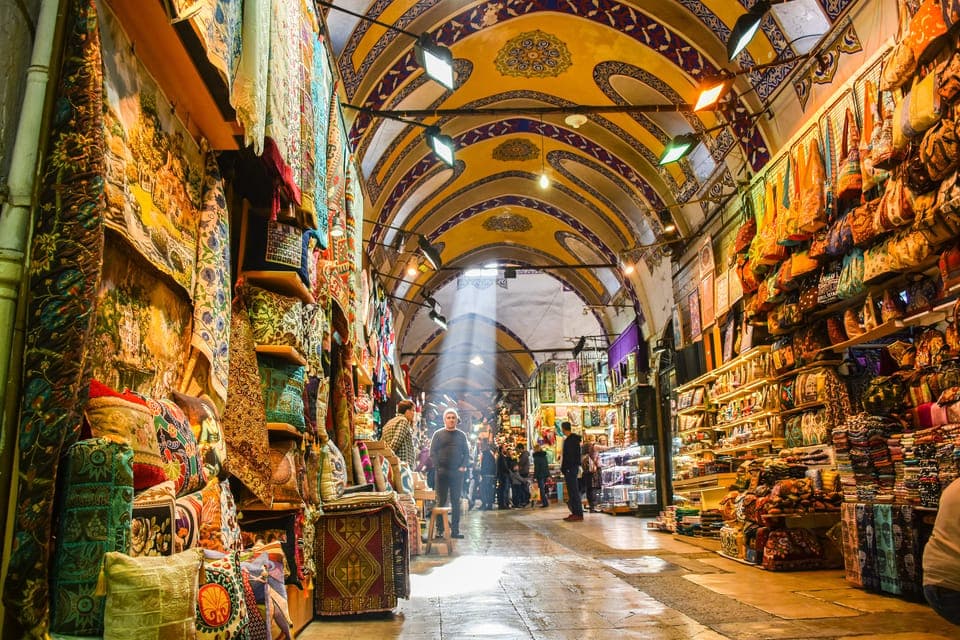Topkapi Palace, Hagia Sophia, Hippodrome & Blue Mosque Tour Gallery Image 3