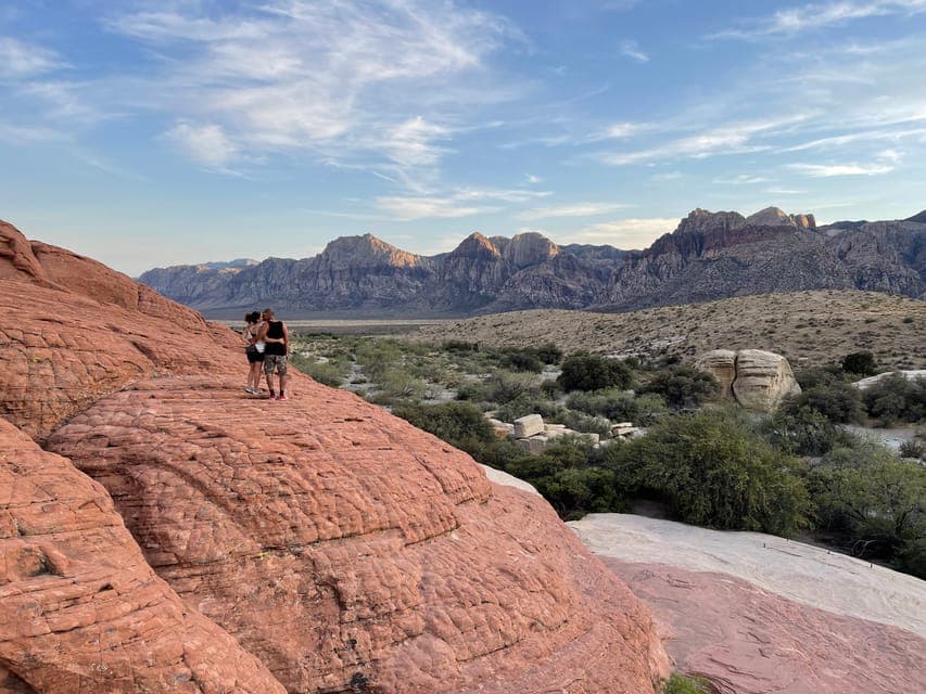 Sunset Hike and Photography Tour Near Red Rock Gallery Image 4