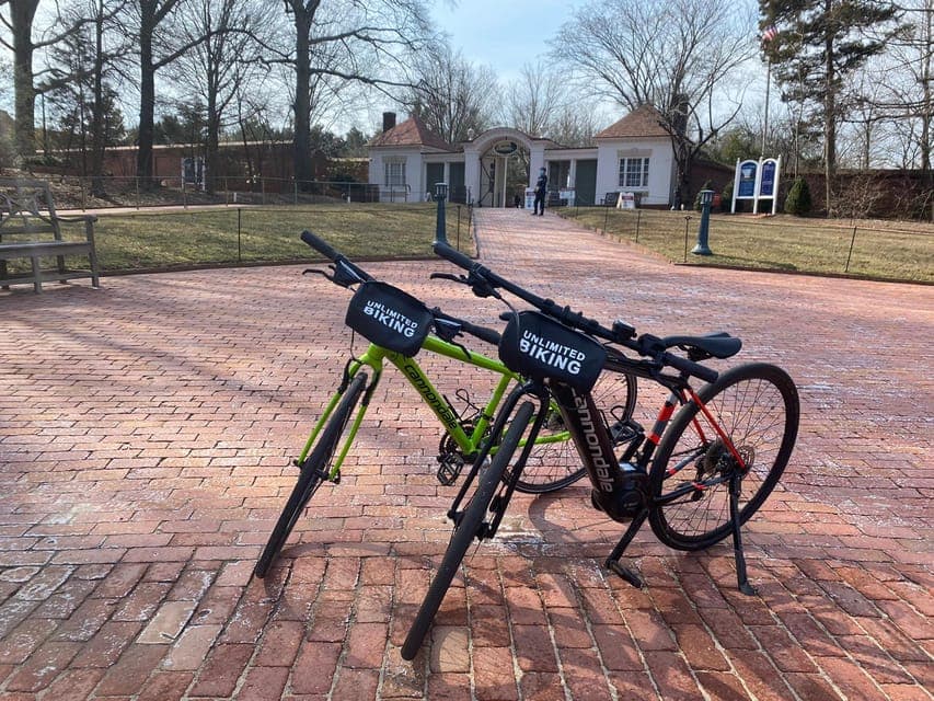 Alexandria: Full-Day Bike Tour to Mt Vernon w/ Optional Boat Gallery Image 3