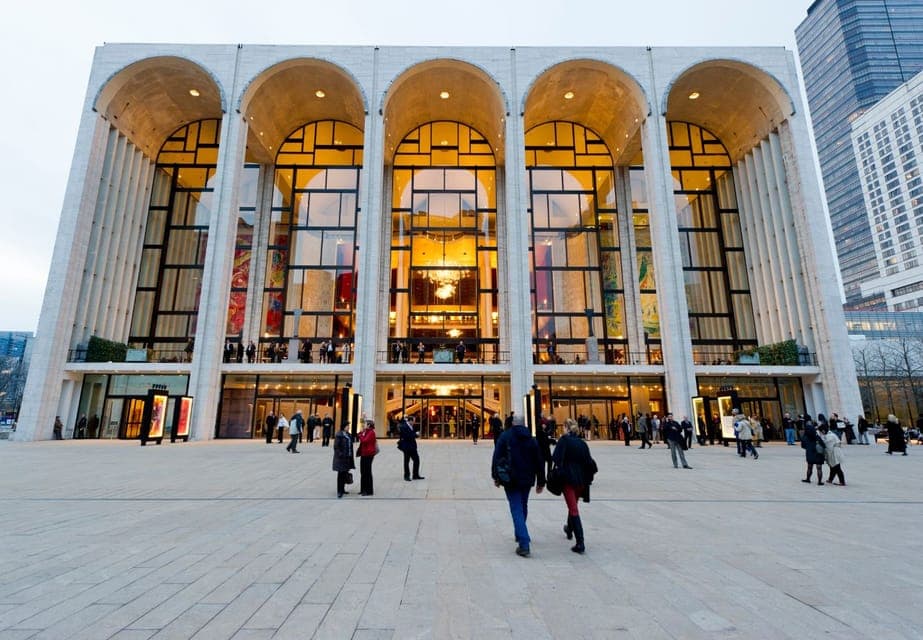 19. The Metropolitan Opera Tickets - Image 19