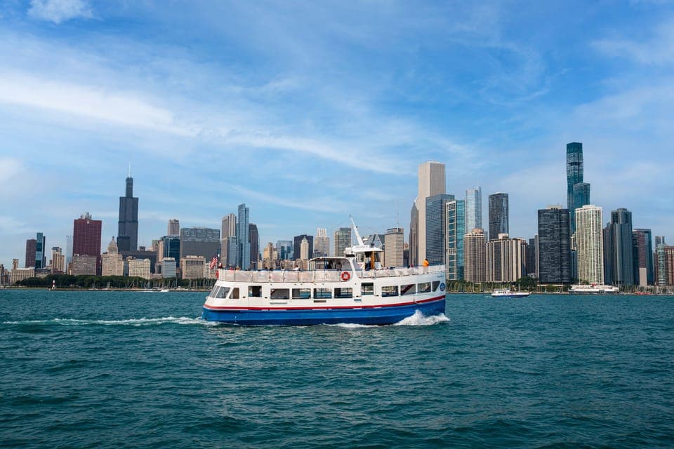 Lake Michigan Skyline Cruise Gallery Image 1