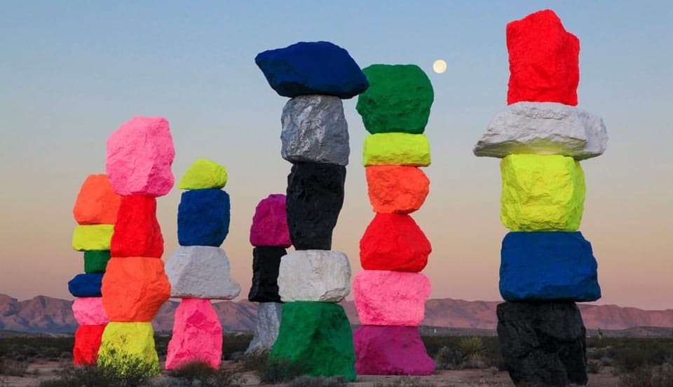 Private 7 Magic Mountains and Vegas Sign Car Trip Gallery Image 4