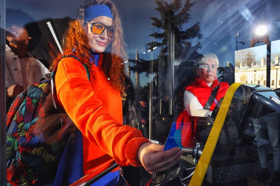 Istanbul: 1 or 2-Day Hop-On-Hop-Off Bus Tour Ticket Gallery Image 2