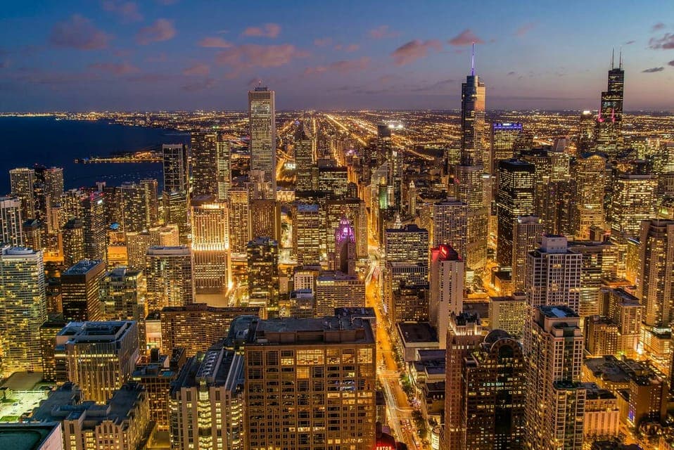 Small-Group Night Tour w/ Skydeck & Skyline Cruise Gallery Image 1