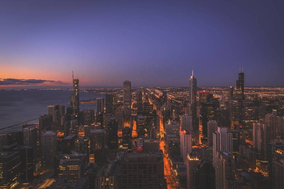 Small-Group Night Tour w/ Skydeck & Skyline Cruise Gallery Image 3