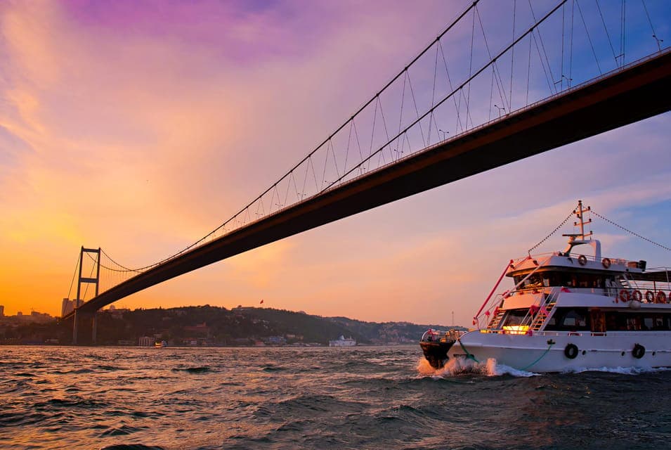 Istanbul: Bosphorus and Golden Horn River Sunset Cruise Gallery Image 2