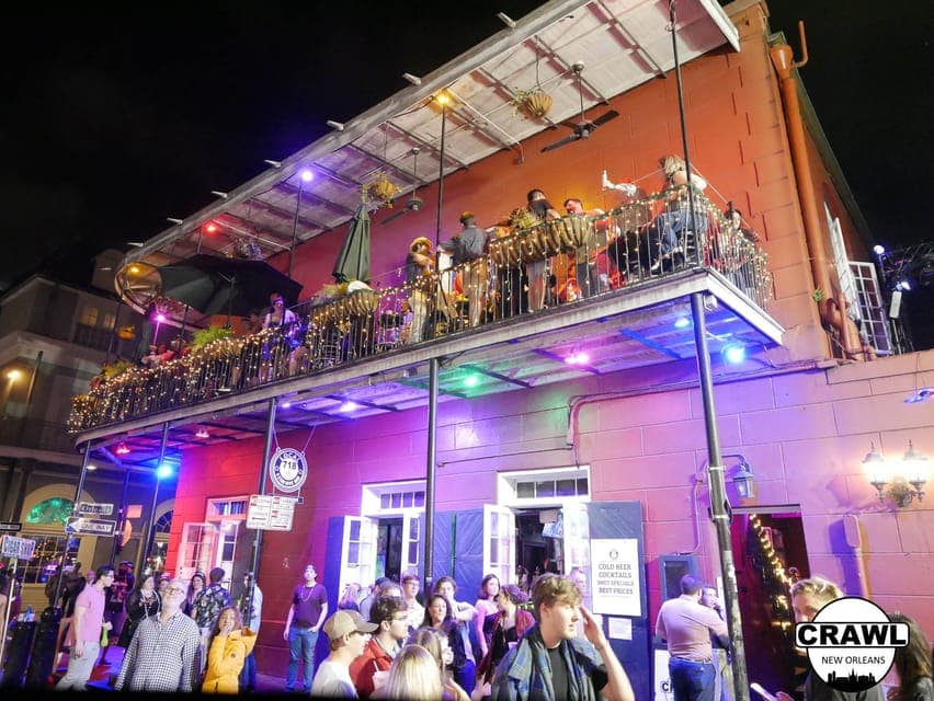 VIP Bar and Club Crawl Tour with Free Shots Gallery Image 3