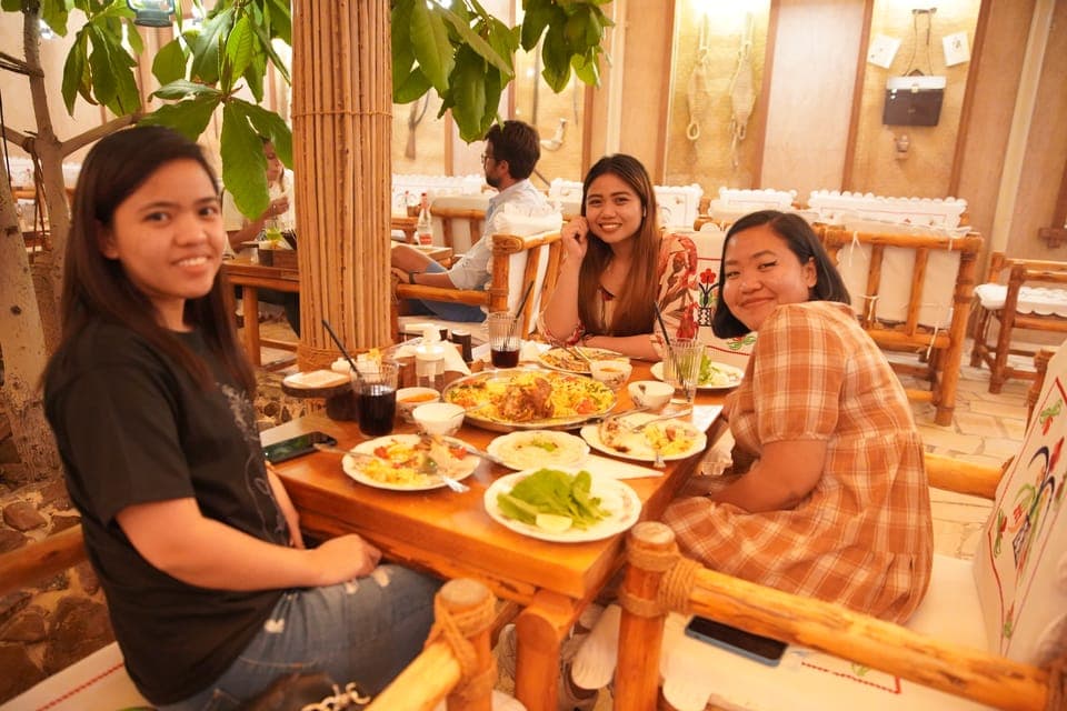 Ethnic Emirati Dining Experience Gallery Image 3