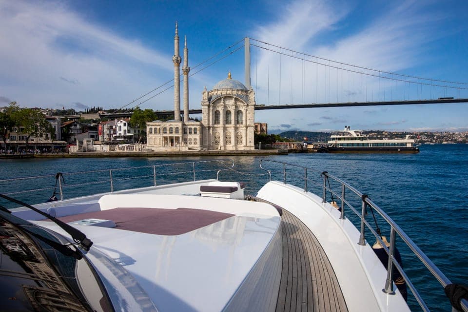 Istanbul: Private Bosphorus Cruise on a Luxurious Yacht Gallery Image 2