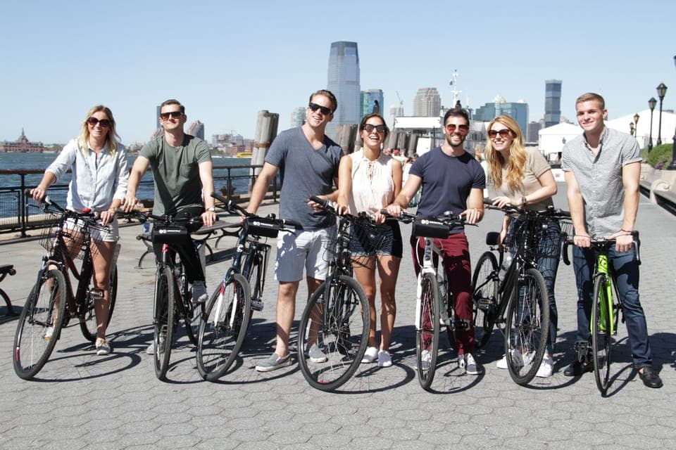9. City Highlights Guided Bike or eBike Tour - Image 9