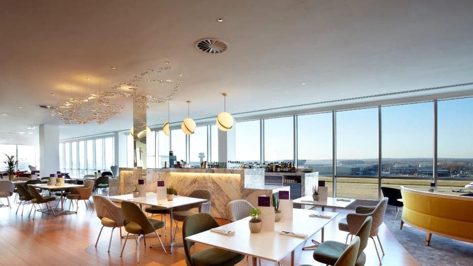 London Gatwick Airport (LGW): Premium Lounge Entry - Image NaN