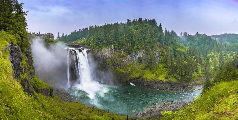 Private Cascade Mountains and Waterfalls Day Tour Gallery Image 1