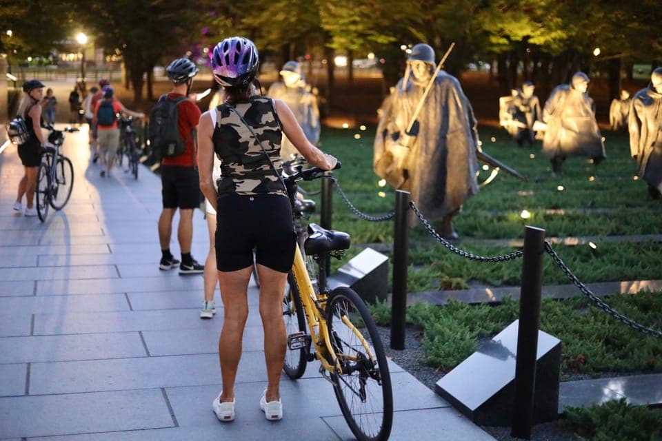 Washington DC: Monuments by Night Bike Tour Gallery Image 4