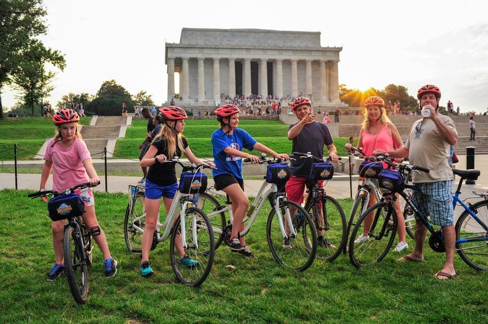 15. Bike Tour: Capitol Hill, Lincoln Memorial, National Mall - Image 15
