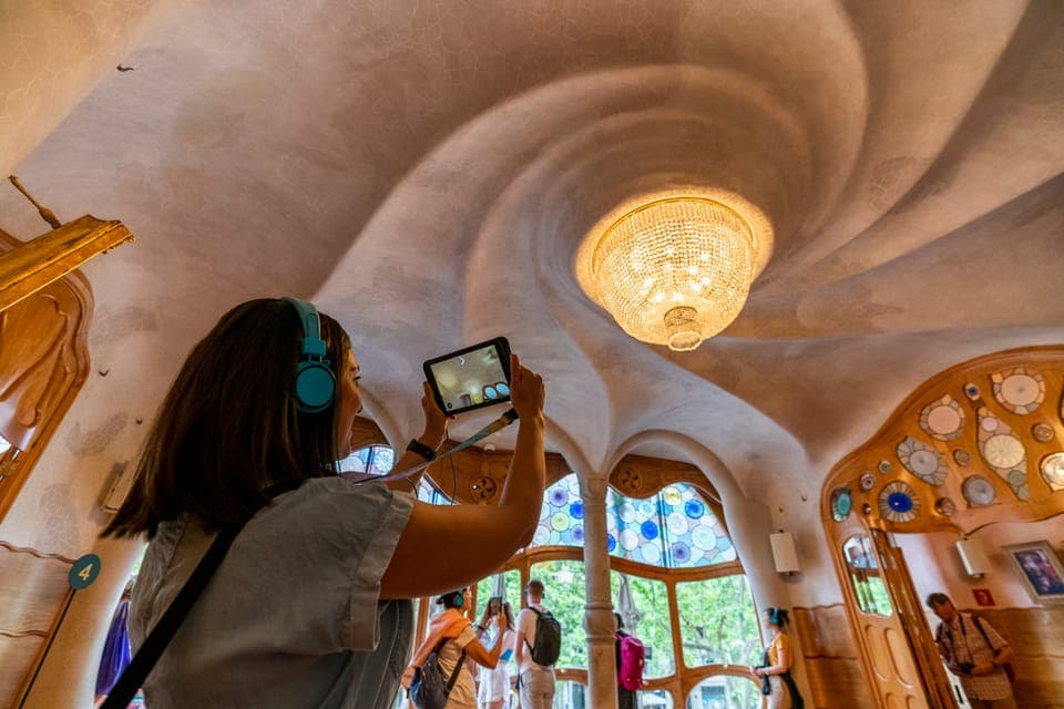 Casa Batlló Be The First Entry Ticket Gallery Image 4