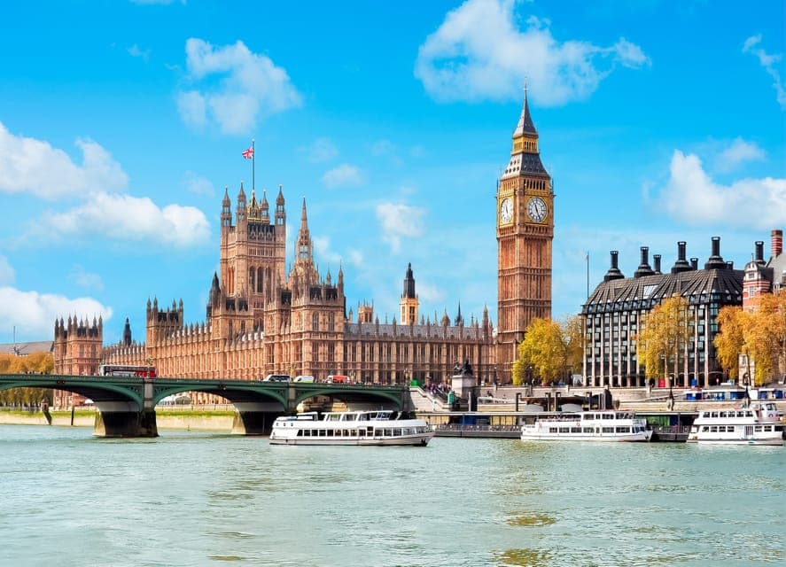 Westminster to Tower Bridge River Thames Cruise Gallery Image 4
