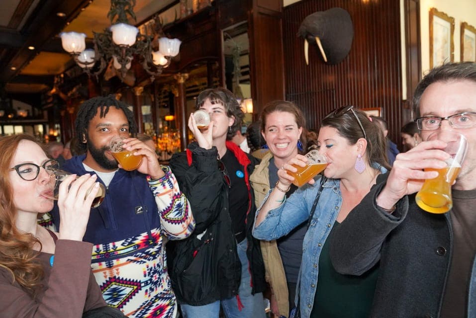Washington, D.C.: History Tour Pub Crawl Gallery Image 1