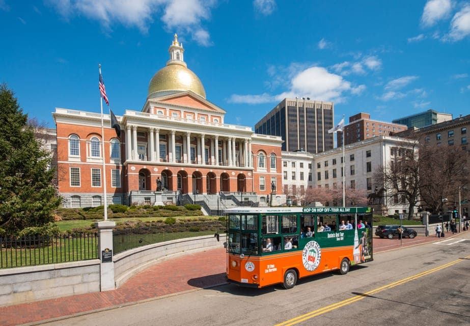 Hop-on Hop-off Old Town Trolley Tour Gallery Image 1