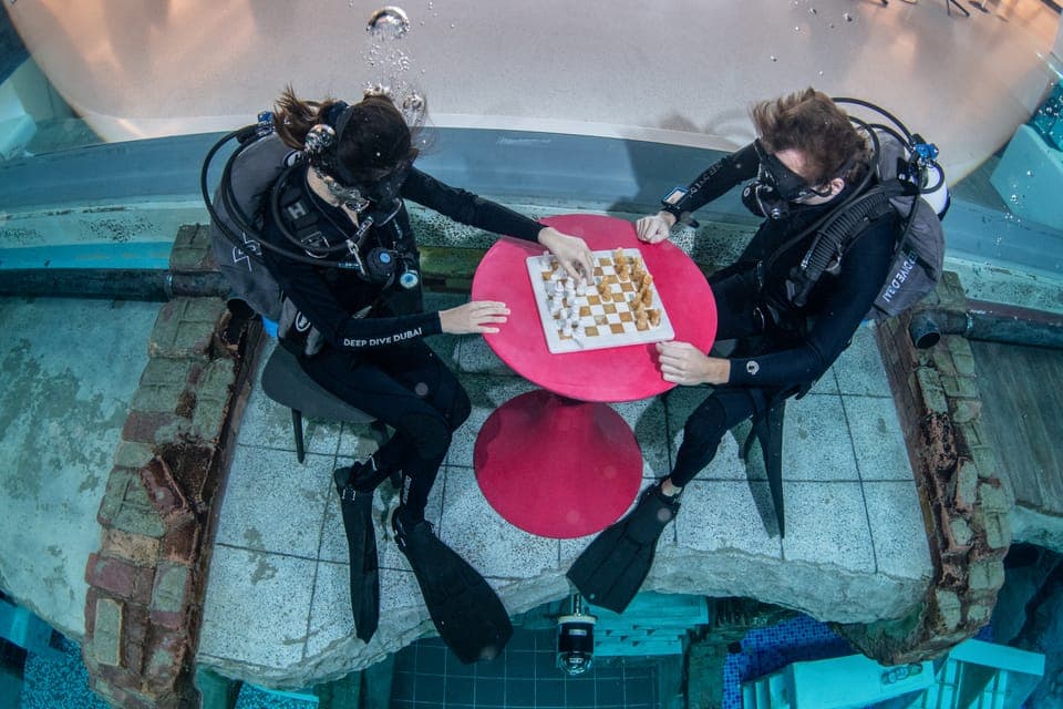 Discover Scuba Dive for Beginners at Deep Dive Gallery Image 4