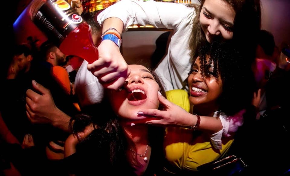 Istanbul: Party Pub Crawl with Party Bus Gallery Image 2