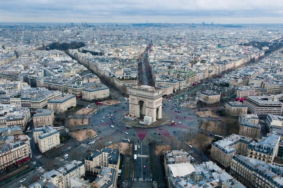 Arc de Triomphe Entry with Seine Cruise Gallery Image 2