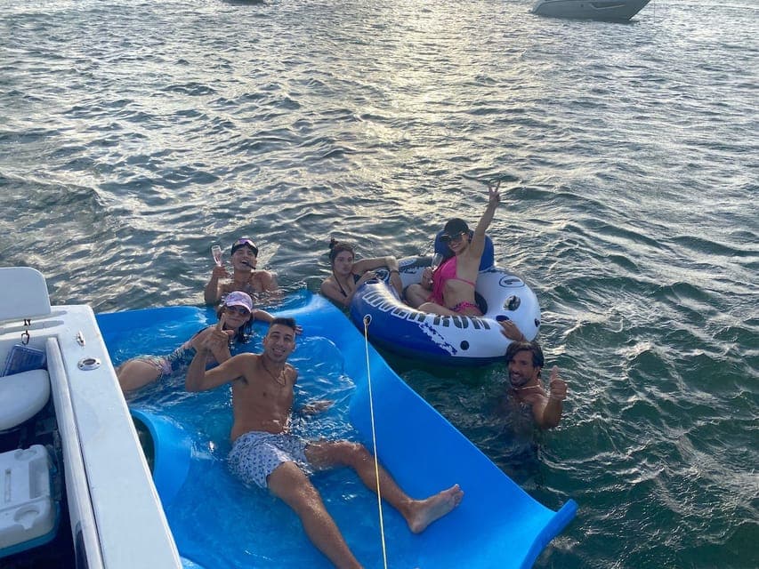 4-Hour Island Hopping Boat Trip with Water Toys Gallery Image 3