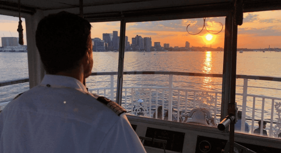 Scenic Moonlight Harbor Cruise Gallery Image 2