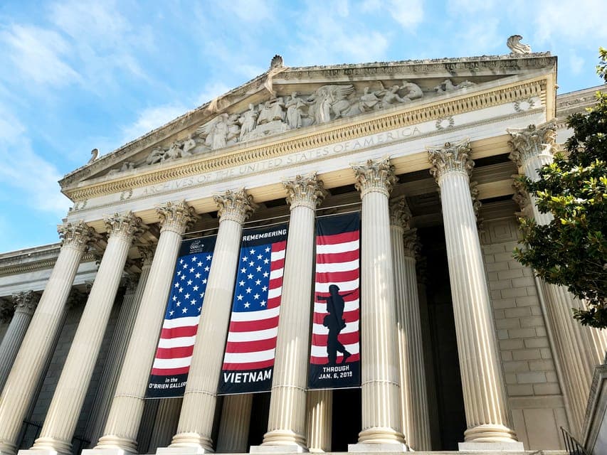 Washington DC: Bus Tour with US Capitol and Archives Access Gallery Image 2