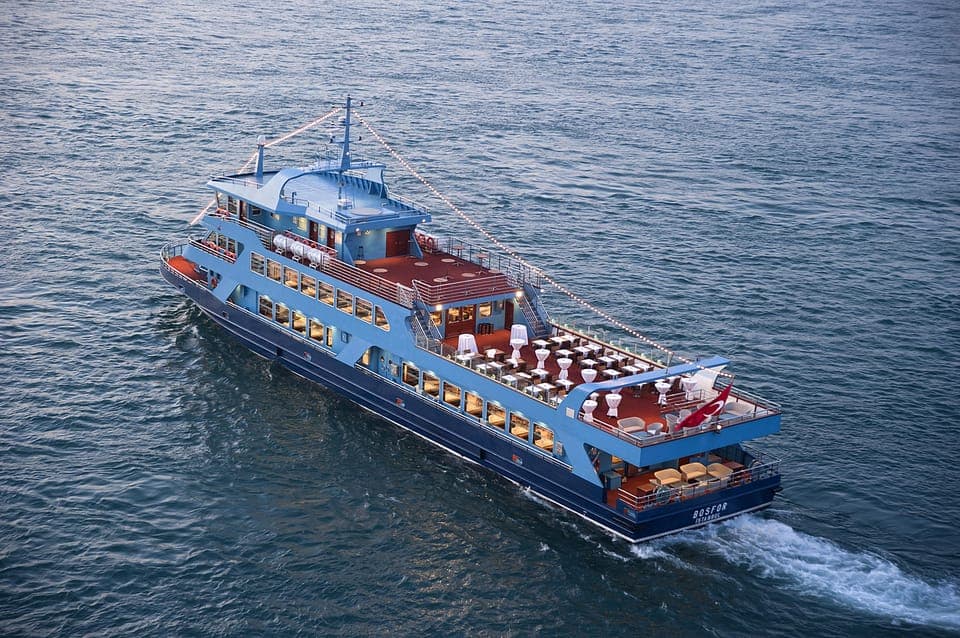 Istanbul: Bosphorus Dinner Cruise & Show with Private Table - Image NaN
