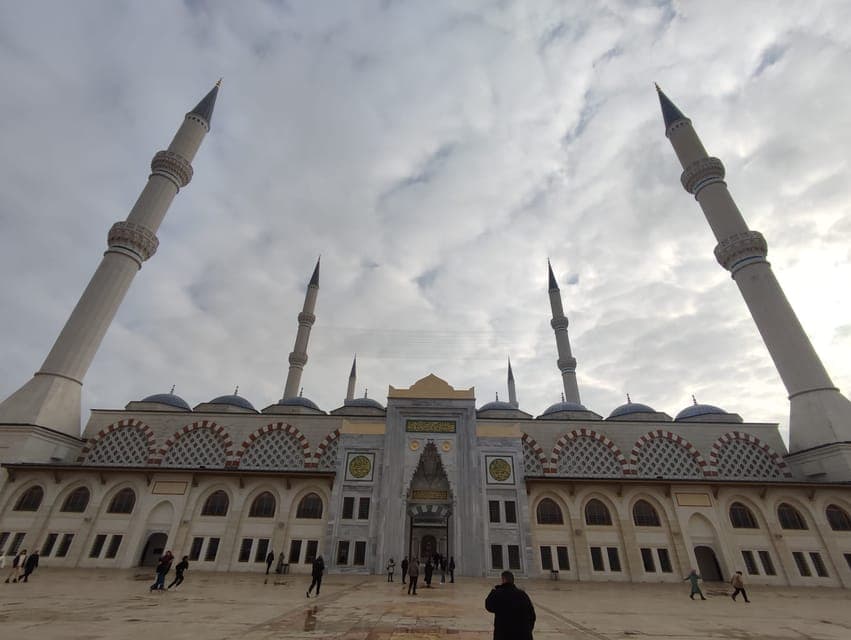Istanbul: Explore Europe and Asia by Guided Bus and Boat Gallery Image 2