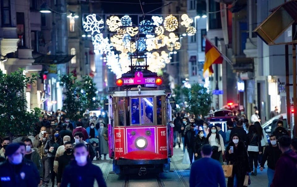 Istanbul: Karakoy District Nighttime Guided Walking Tour Gallery Image 2