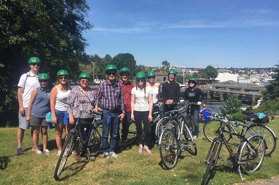 3 Hour Emerald City Bike Tour Gallery Image 3