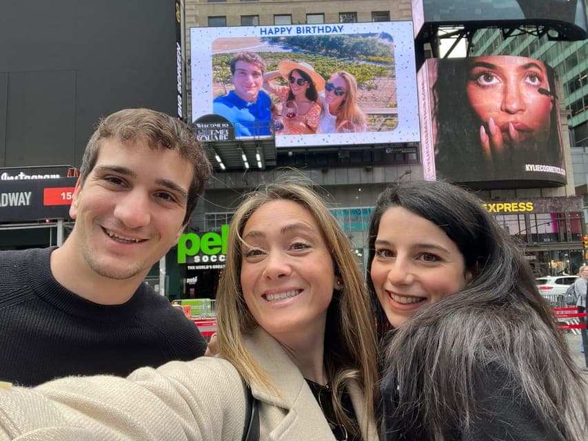 See Yourself on a Times Square Billboard for 24 Hours Gallery Image 2