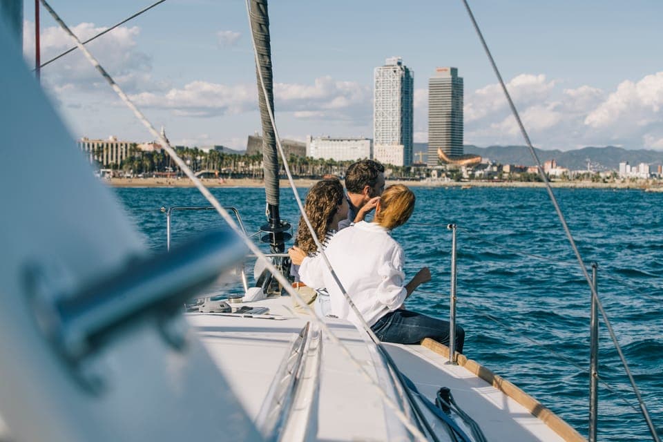 2 Hour Private Sail inc drinks & Snacks onboard Gallery Image 4