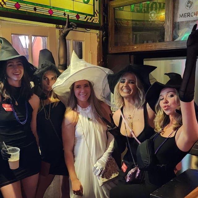 13. Ghost and Haunted Pub Crawl Tour with Free Shot - Image 13