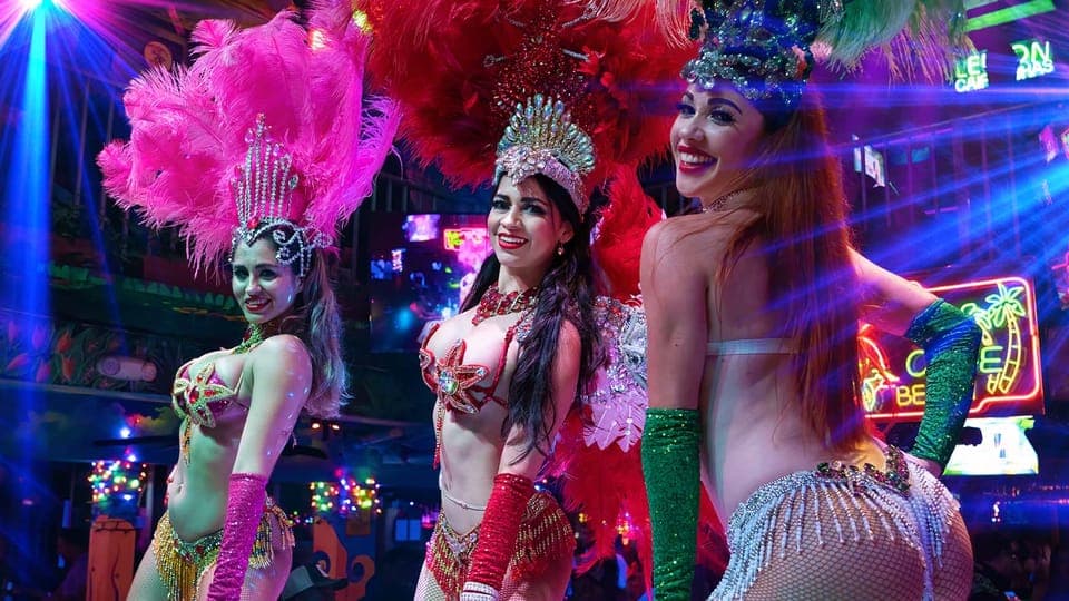 Mango's Tropical Cafe Dinner & Show - Image NaN