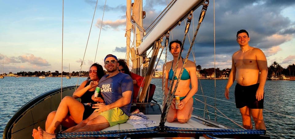 Private Sail Cruise around Miami waterfront Gallery Image 4