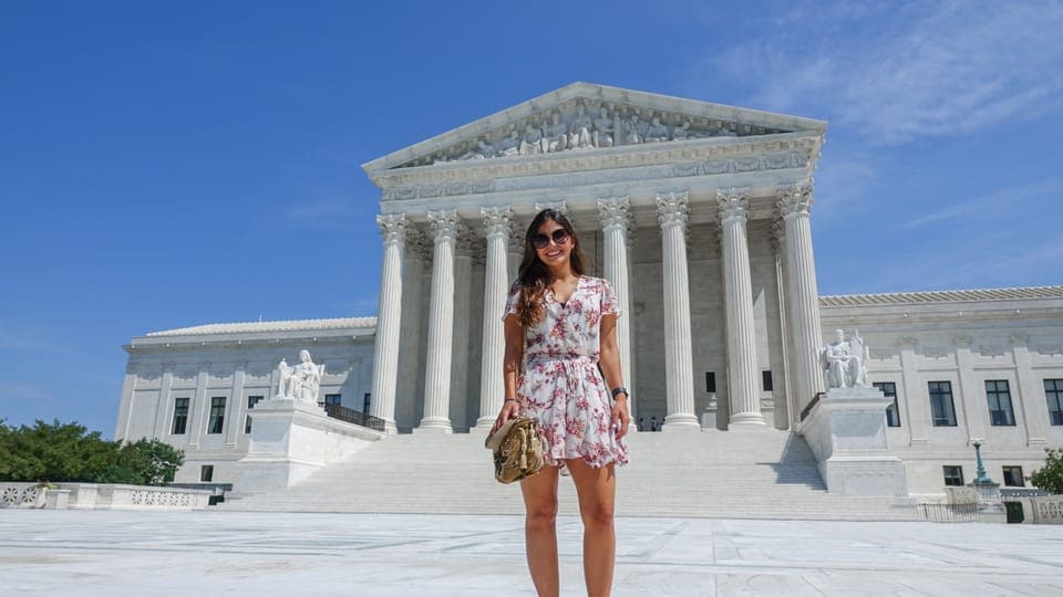 Private Photoshoot Outside the White House & Supreme Court Gallery Image 3