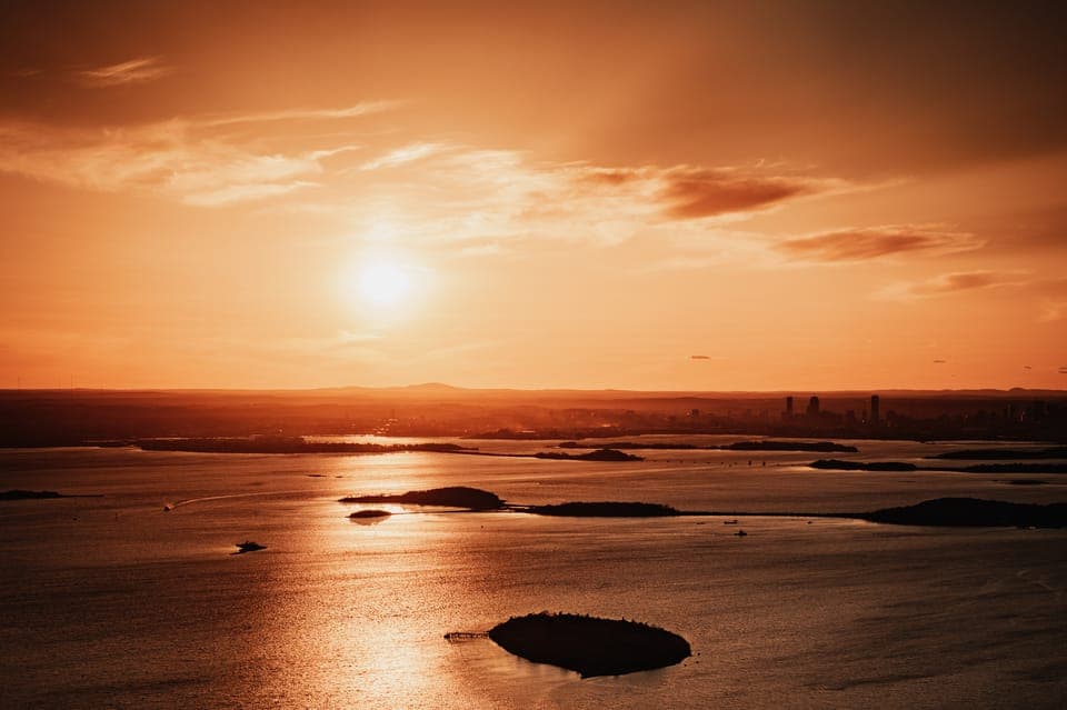 Sunset Premium Helicopter Tour Gallery Image 3