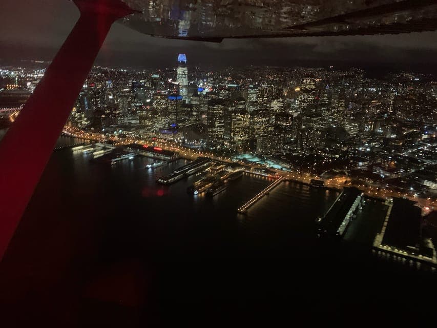 San Francisco: Airplane Private Night Bay Tour Gallery Image 2