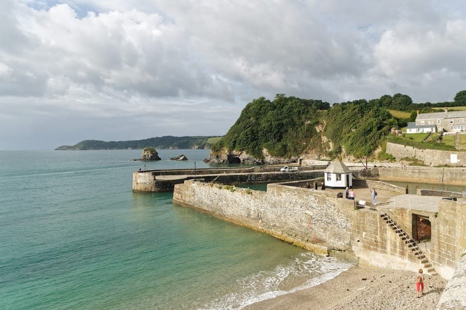 From London: Stonehenge and Cornwall 3-Day Private Tour Gallery Image 1