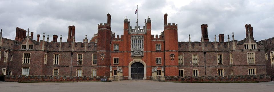 Hampton Court to Westminster River Thames Cruise Gallery Image 2