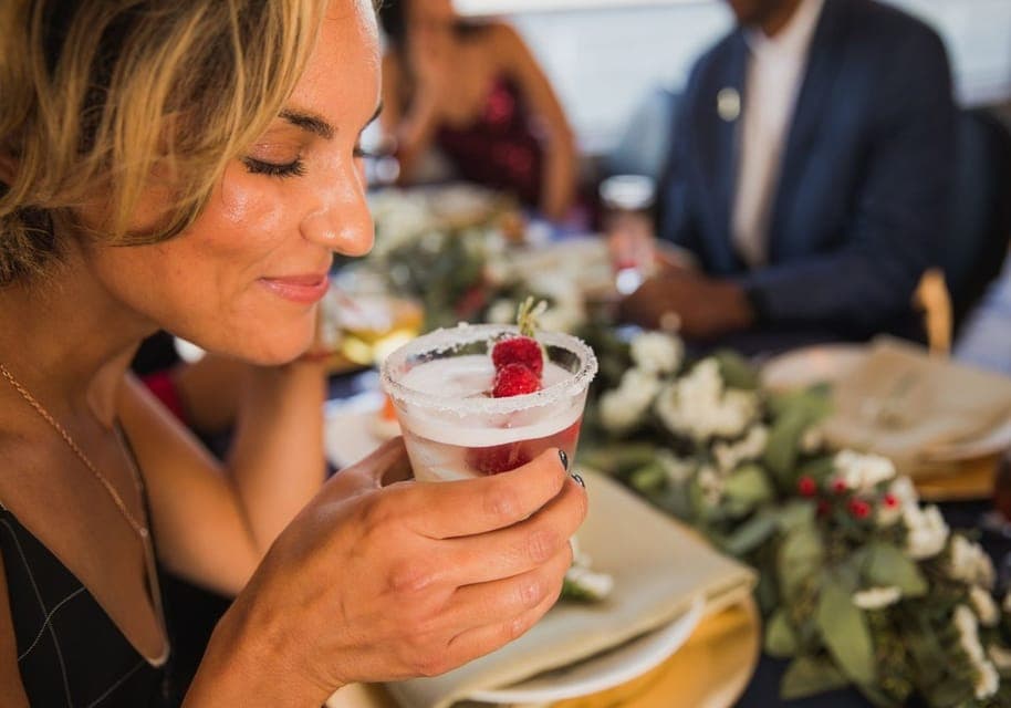 Marina Del Rey: Christmas Eve Buffet Brunch or Dinner Cruise Gallery Image 4