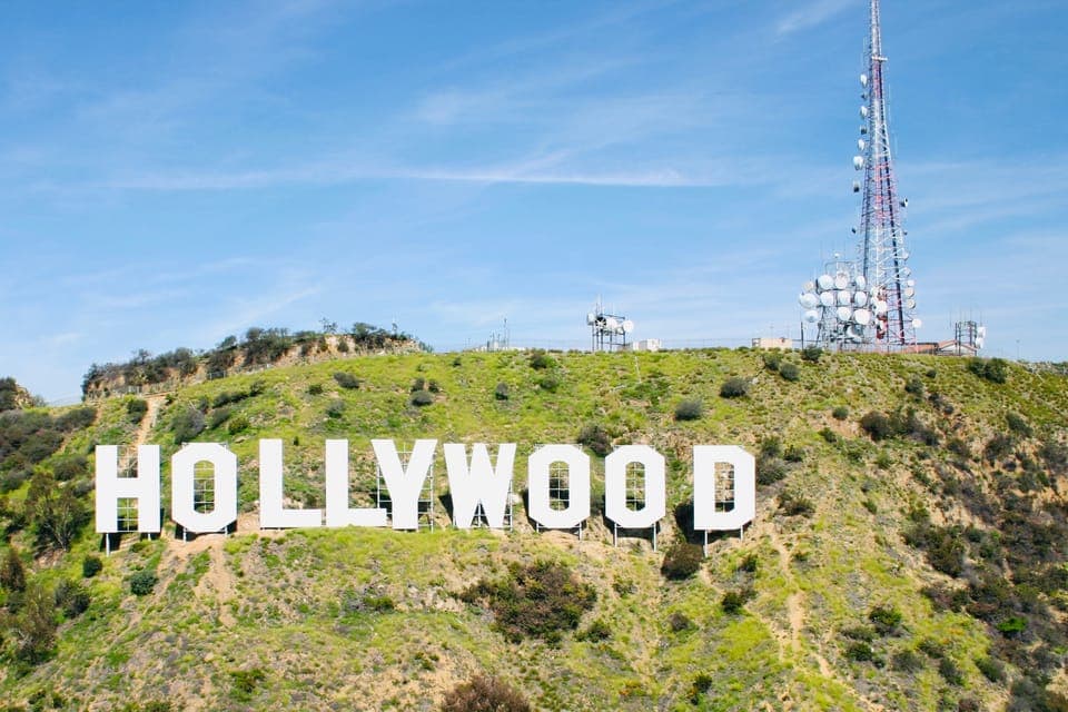 22. Burbank: Helicopter Tour of Los Angeles and Hollywood Sign - Image 22