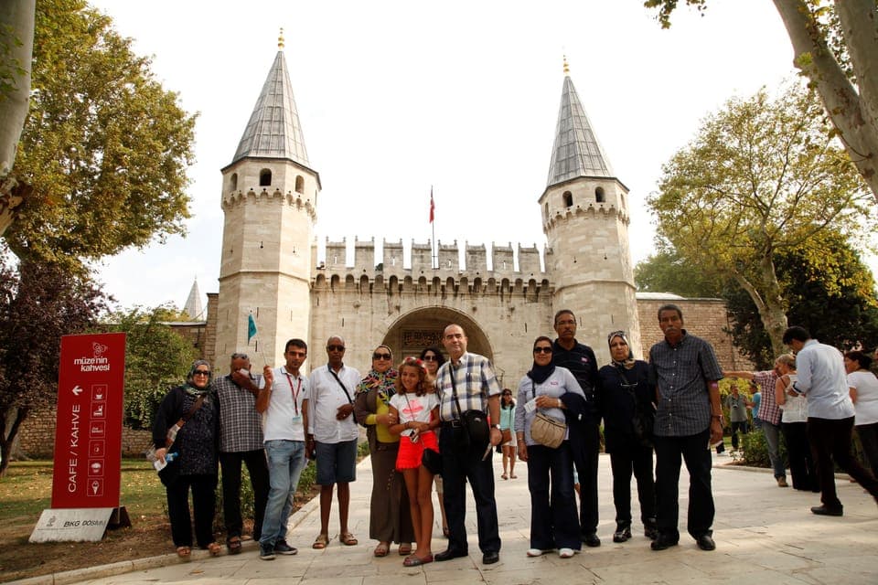 14. Hagia Sophia, Topkapı Palace, Blue Mosque Guided Small Group - Image 14