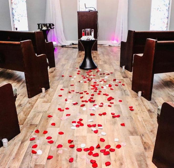 The Unique Ceremony Gallery Image 1