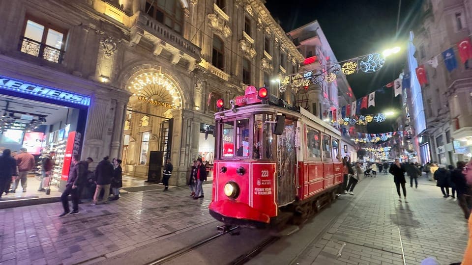 Istanbul Culinary Tour: Local Tavern and Gourmet Street Food Gallery Image 4