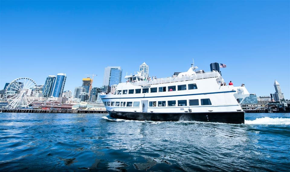 18. Guided Harbor Cruise - Image 18
